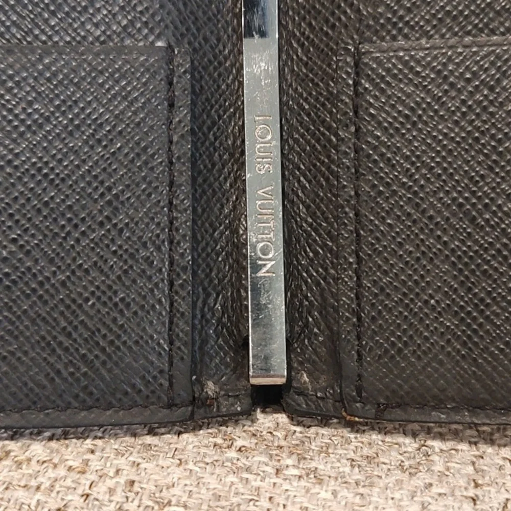 Louis Vuitton Wallet/Money Clip Black Bifold Used *CoA Included
